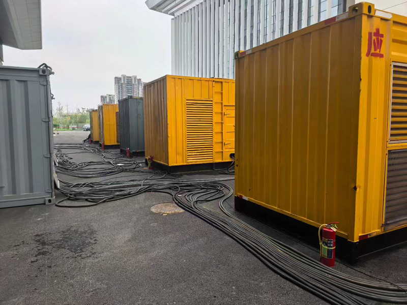 南岗不同季节柴油发电机组保养有哪些注意事项?